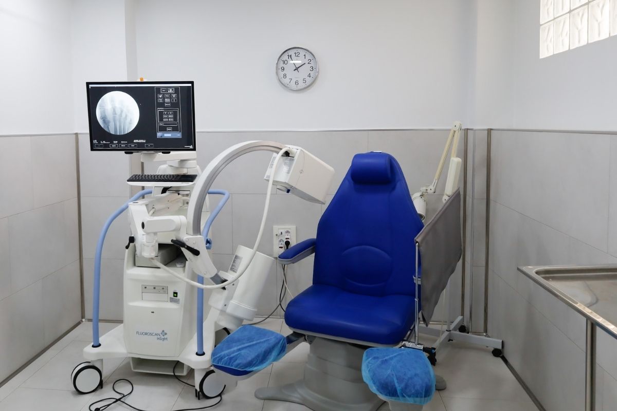 cirugia podologica de minima incision san blas alicante